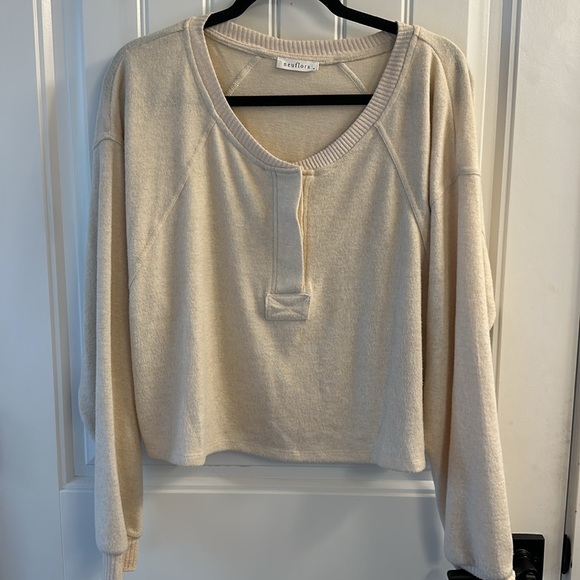 Neuflora Wakefield Top - Picture 3 of 7